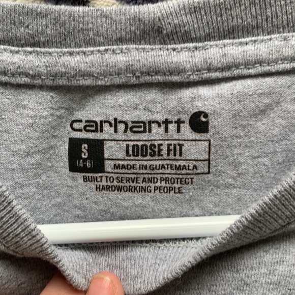 Women’s small grey long sleeve carhartt shirt - Picture 2 of 2
